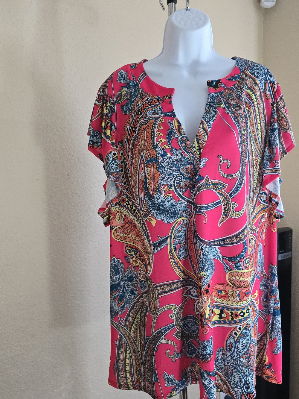 Women's Pink Paisley Split-Neck Blouse